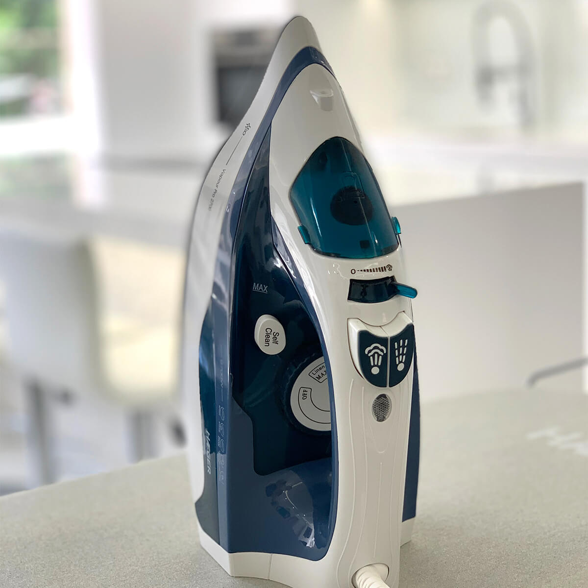 Steam Iron Vapor Pro