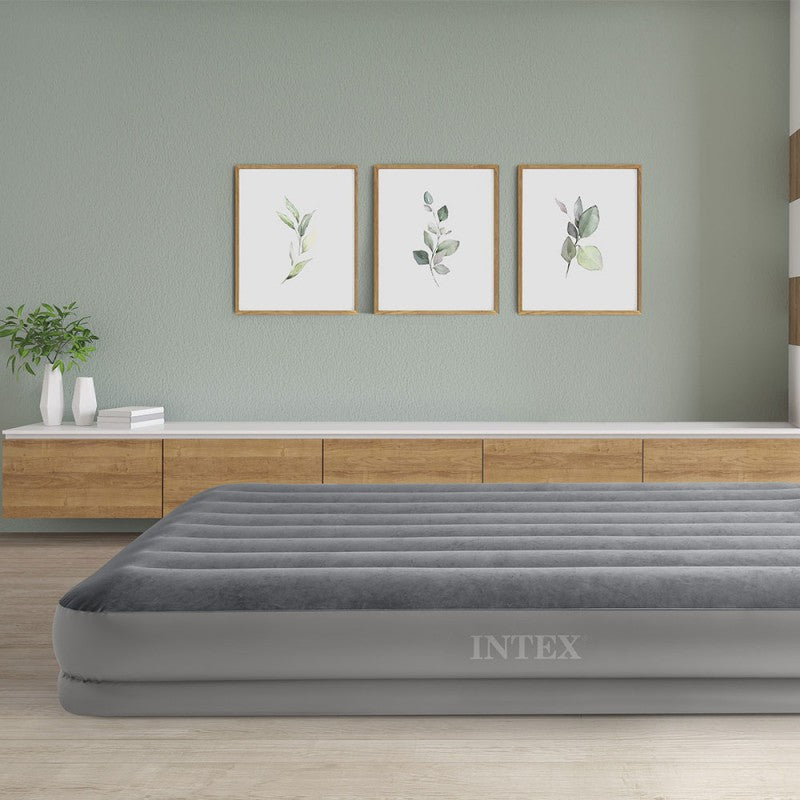 INTEX TWIN DURA-BEAM PRESTIGE AIRBED W/FASTFILL USB PUMP Dimensions L x W x H: 1.91 x 0.99 x 0.30 m Mattress height 30cm