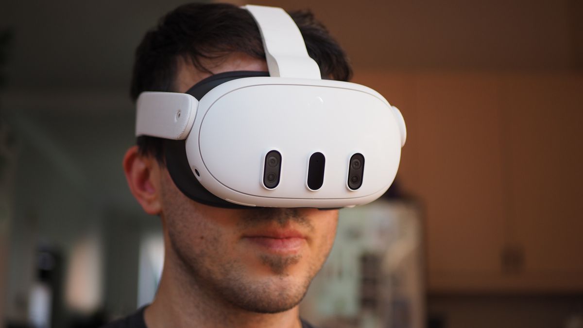 Meta Quest 3 Advanced All-in-One VR Headset